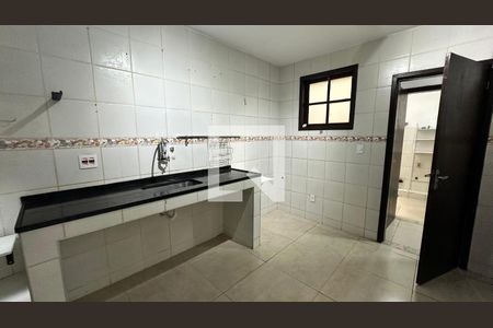 Cozinha de casa de condomínio à venda com 2 quartos, 150m² em Vargem Grande, Rio de Janeiro