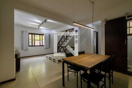 Sala de casa de condomínio à venda com 2 quartos, 150m² em Vargem Grande, Rio de Janeiro