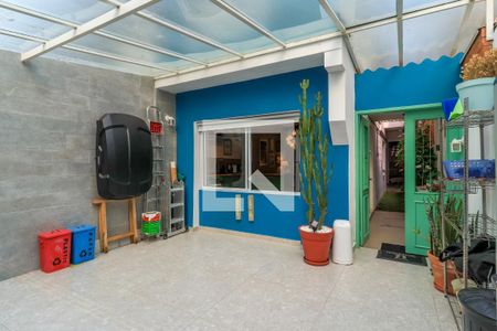 Casa à venda com 120m², 3 quartos e 2 vagas Casa à venda com 120m², 3 quartos e 2 vagasGaragem