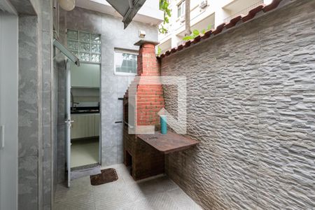 Casa à venda com 120m², 3 quartos e sem vagaÁrea externa