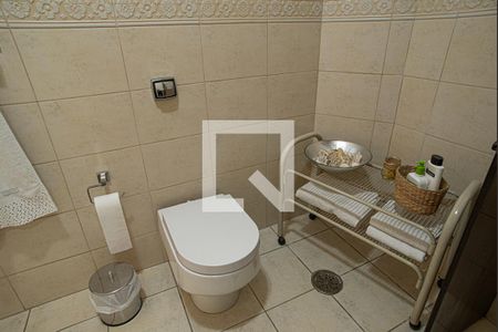 Apartamento à venda com 195m², 3 quartos e sem vagaBanheiro 2