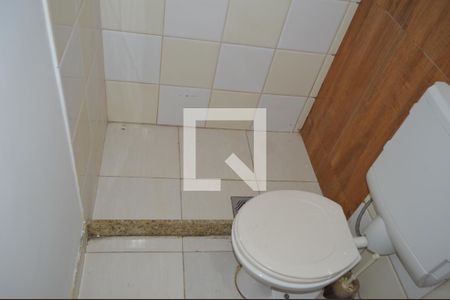 Casa à venda com 200m², 3 quartos e 5 vagasBanheiro da churrasqueira