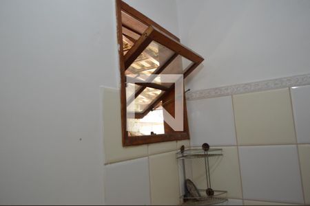 Casa à venda com 200m², 3 quartos e 5 vagasBanheiro da churrasqueira