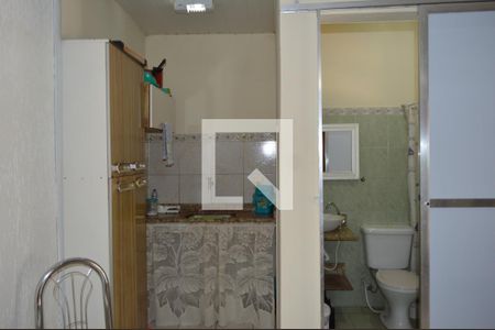 Casa à venda com 200m², 3 quartos e 5 vagasEdícula - Cozinha e banheiro (acessibilidade)