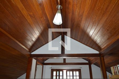 Casa à venda com 200m², 3 quartos e 5 vagasMezanino - Teto catedral