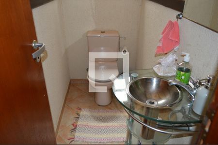 Casa à venda com 200m², 3 quartos e 5 vagasLavabo da sala de jantar