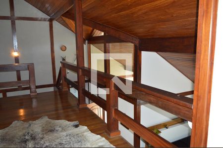 Casa à venda com 200m², 3 quartos e 5 vagasMezanino