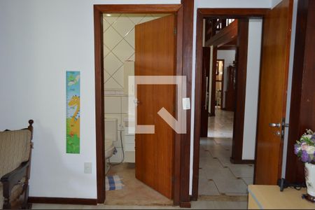 Casa à venda com 200m², 3 quartos e 5 vagasSuíte 3