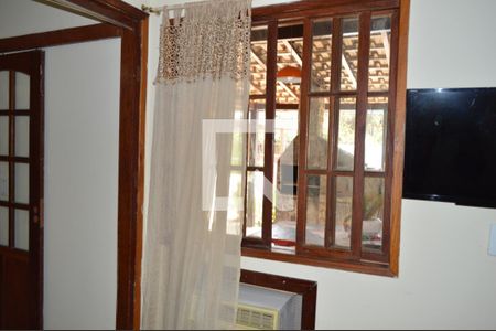 Casa à venda com 200m², 3 quartos e 5 vagasEdícula - Quarto