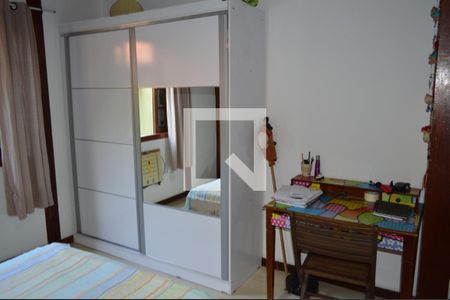 Casa à venda com 200m², 3 quartos e 5 vagasSuíte 2