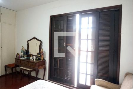 Casa de condomínio à venda com 194m², 3 quartos e 3 vagasQuarto 3