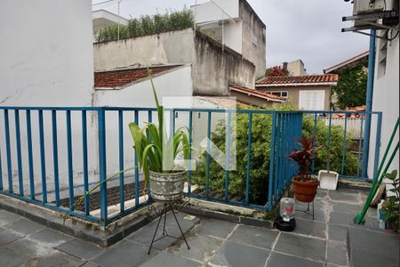 Casa de condomínio à venda com 194m², 3 quartos e 3 vagasVaranda quarto 1