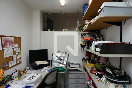 Casa de condomínio à venda com 194m², 3 quartos e 3 vagasEscritório 