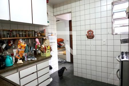 Casa de condomínio à venda com 194m², 3 quartos e 3 vagasCozinha 