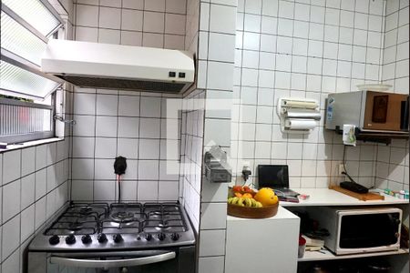 Casa de condomínio à venda com 194m², 3 quartos e 3 vagasCozinha 