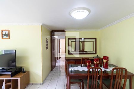 Sala de apartamento à venda com 3 quartos, 73m² em Cangaiba, São Paulo