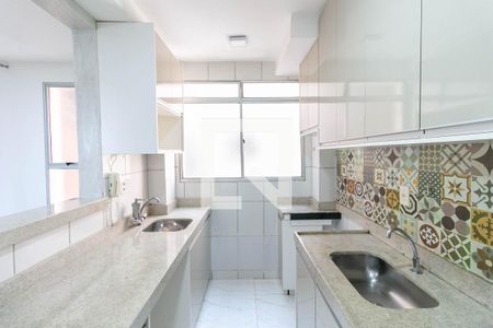 Apartamento para alugar com 47m², 2 quartos e 1 vagaCozinha e Área de Serviço