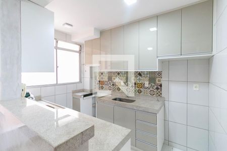 Apartamento para alugar com 47m², 2 quartos e 1 vagaCozinha e Área de Serviço