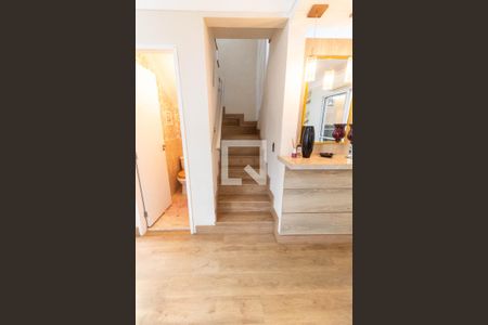 Escada de casa de condomínio à venda com 2 quartos, 120m² em Parque Imperador, Campinas