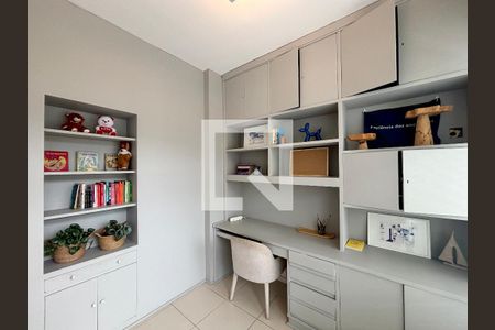 Quarto 1 de apartamento para alugar com 3 quartos, 96m² em Ipanema, Rio de Janeiro