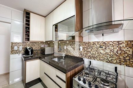 Apartamento para alugar com 70m², 2 quartos e 1 vagaCozinha
