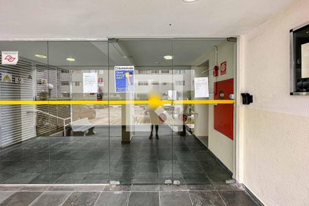 Apartamento para alugar com 70m², 2 quartos e 1 vagaÁrea comum 