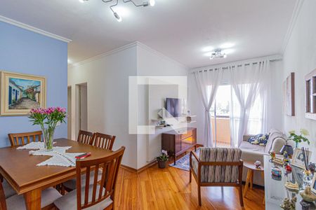 Sala de apartamento à venda com 3 quartos, 75m² em Quitaúna, Osasco