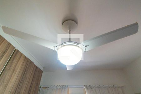 Apartamento à venda com 106m², 3 quartos e 2 vagasQuarto 2 Detalhe