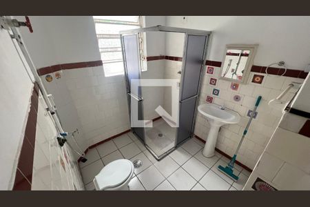 Banheiro de casa para alugar com 1 quarto, 50m² em Vila Pompéia, São Paulo