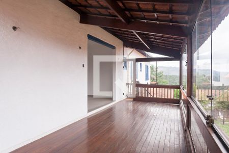 Casa de condomínio à venda com 400m², 4 quartos e 6 vagasVaranda da Sala