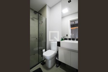 Banheiro de apartamento à venda com 1 quarto, 44m² em Vila Olímpia, São Paulo