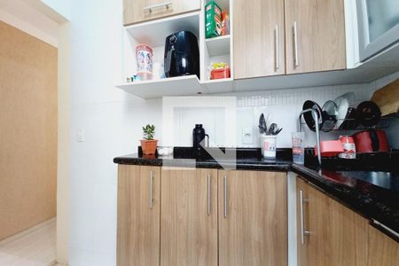 Apartamento à venda com 55m², 2 quartos e 1 vagaCozinha 