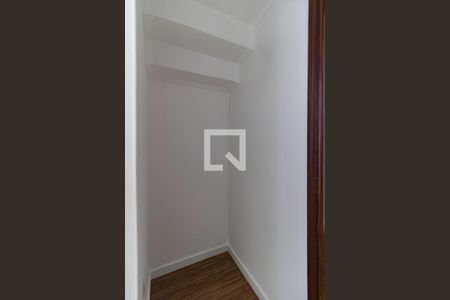 Casa à venda com 148m², 2 quartos e 1 vaga Casa à venda com 148m², 2 quartos e 1 vagaCorredor