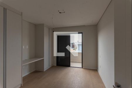 Casa de condomínio à venda com 264m², 3 quartos e 4 vagasSuíte 2