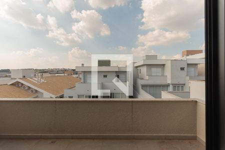 Casa de condomínio à venda com 264m², 3 quartos e 4 vagasVaranda da Suíte 1