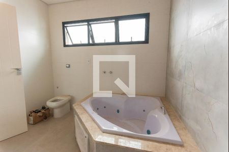 Casa de condomínio à venda com 264m², 3 quartos e 4 vagasBanheiro da Suíte 1