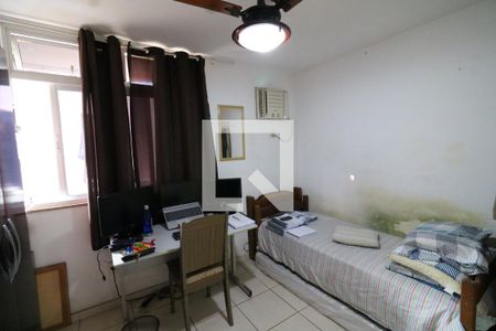 Quarto 1 de apartamento para alugar com 2 quartos, 68m² em Tubiacanga, Rio de Janeiro
