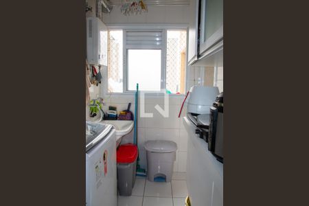 Apartamento à venda com 68m², 2 quartos e 1 vagaÁrea de Serviço