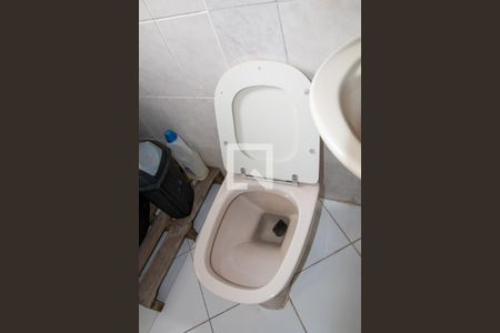 Casa à venda com 183m², 3 quartos e 6 vagasBanheiro de serviço