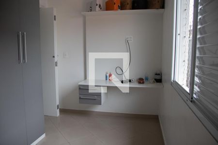 Casa à venda com 183m², 3 quartos e 6 vagasQuarto 2