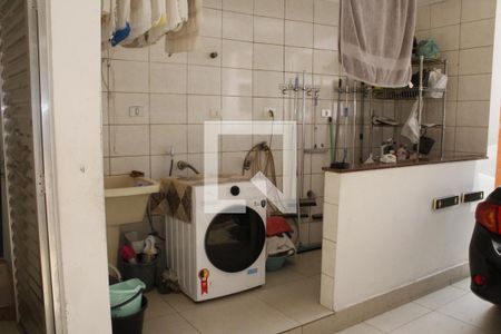 Casa à venda com 270m², 4 quartos e 4 vagasÁrea de Serviço