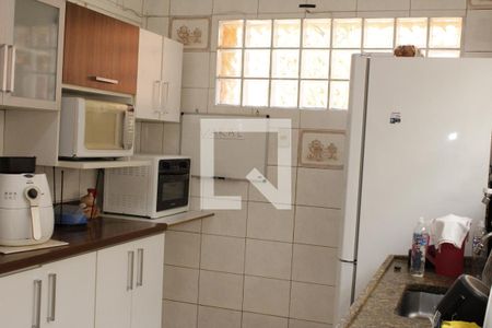 Casa à venda com 270m², 4 quartos e 4 vagasCozinha