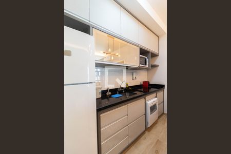 Cozinha de apartamento para alugar com 1 quarto, 48m² em Sumaré, São Paulo