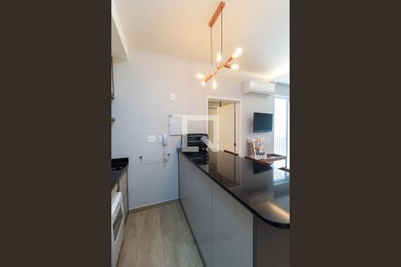 Cozinha de apartamento para alugar com 1 quarto, 48m² em Sumaré, São Paulo