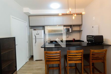 Cozinha de apartamento para alugar com 1 quarto, 48m² em Sumaré, São Paulo