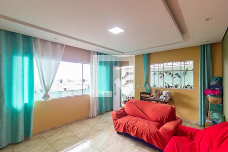 Sala de casa à venda com 3 quartos, 400m² em Santa Maria, Osasco