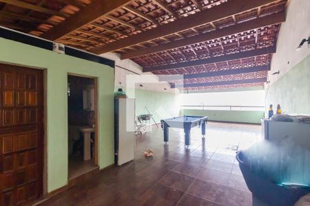 Casa à venda com 400m², 3 quartos e 2 vagasÁrea Externa