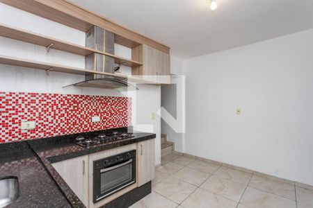 Casa à venda com 180m², 2 quartos e 2 vagasCozinha 