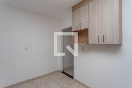 Casa à venda com 180m², 2 quartos e 2 vagasCozinha 