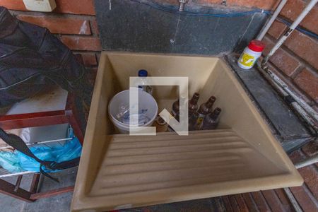 Casa à venda com 180m², 2 quartos e 2 vagasÁrea de serviço 